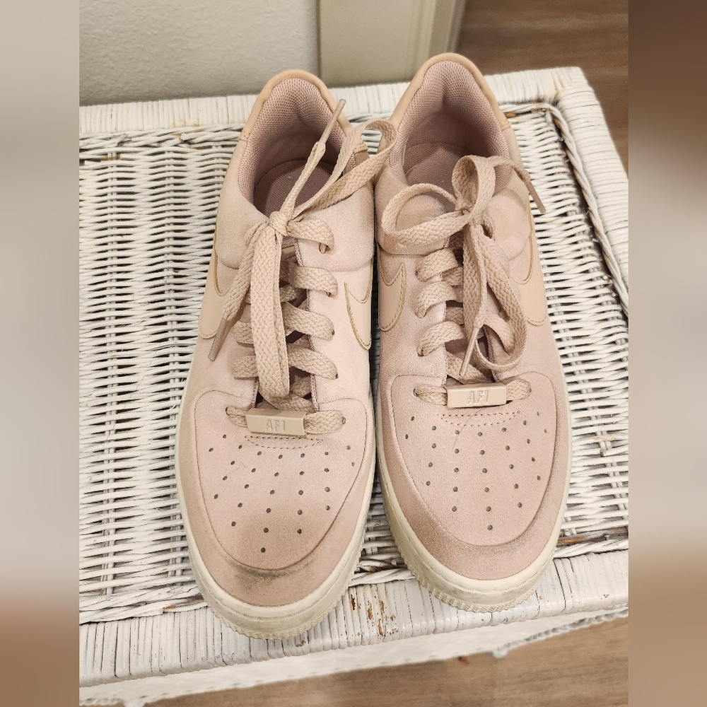 Nike Platforms
